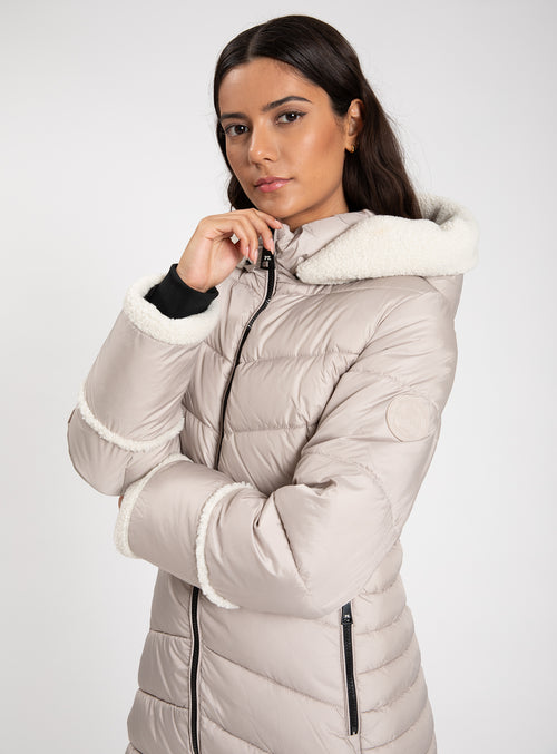 Champagne||Champagne