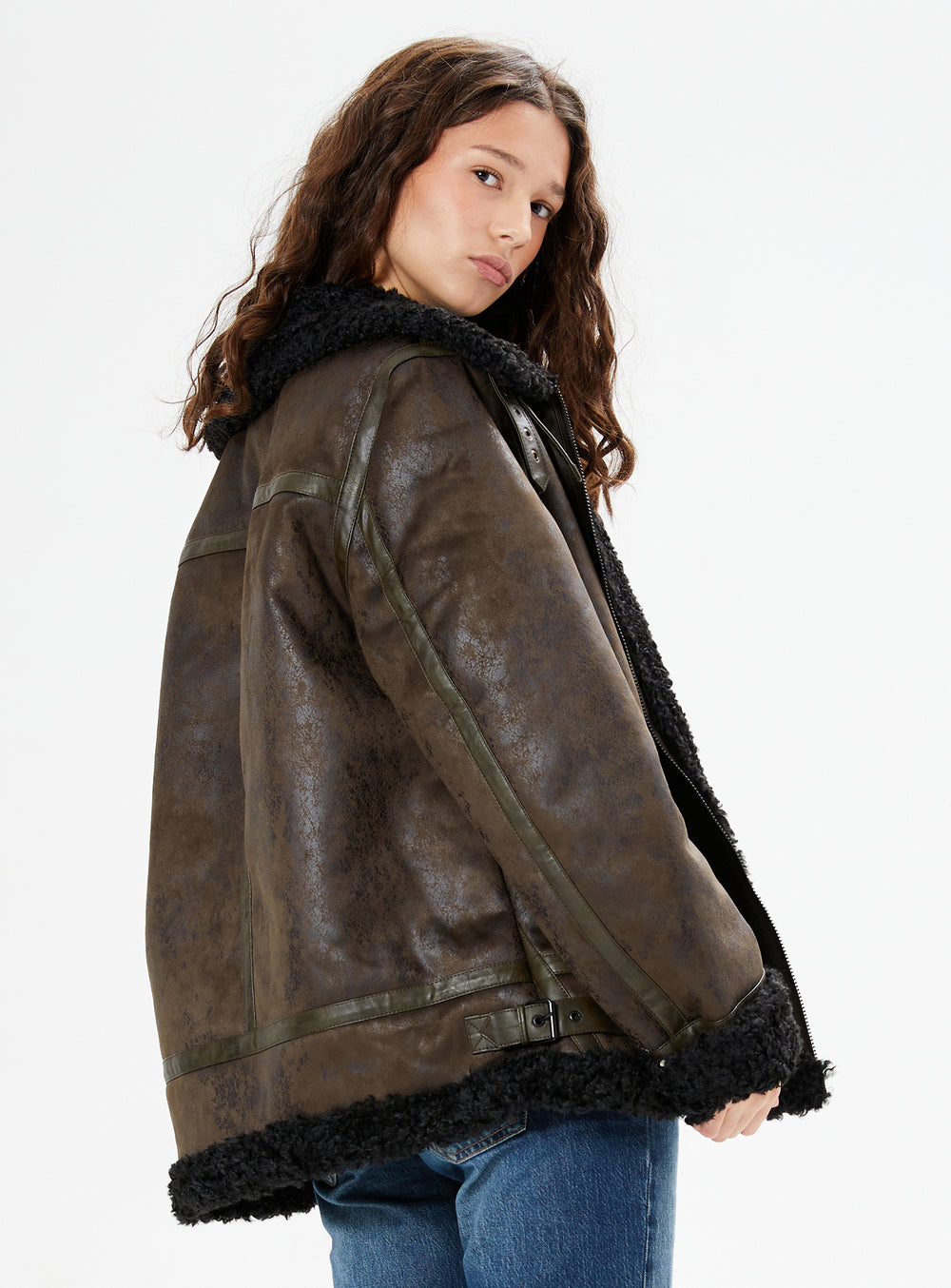 Marble Olive||Marbre Olive