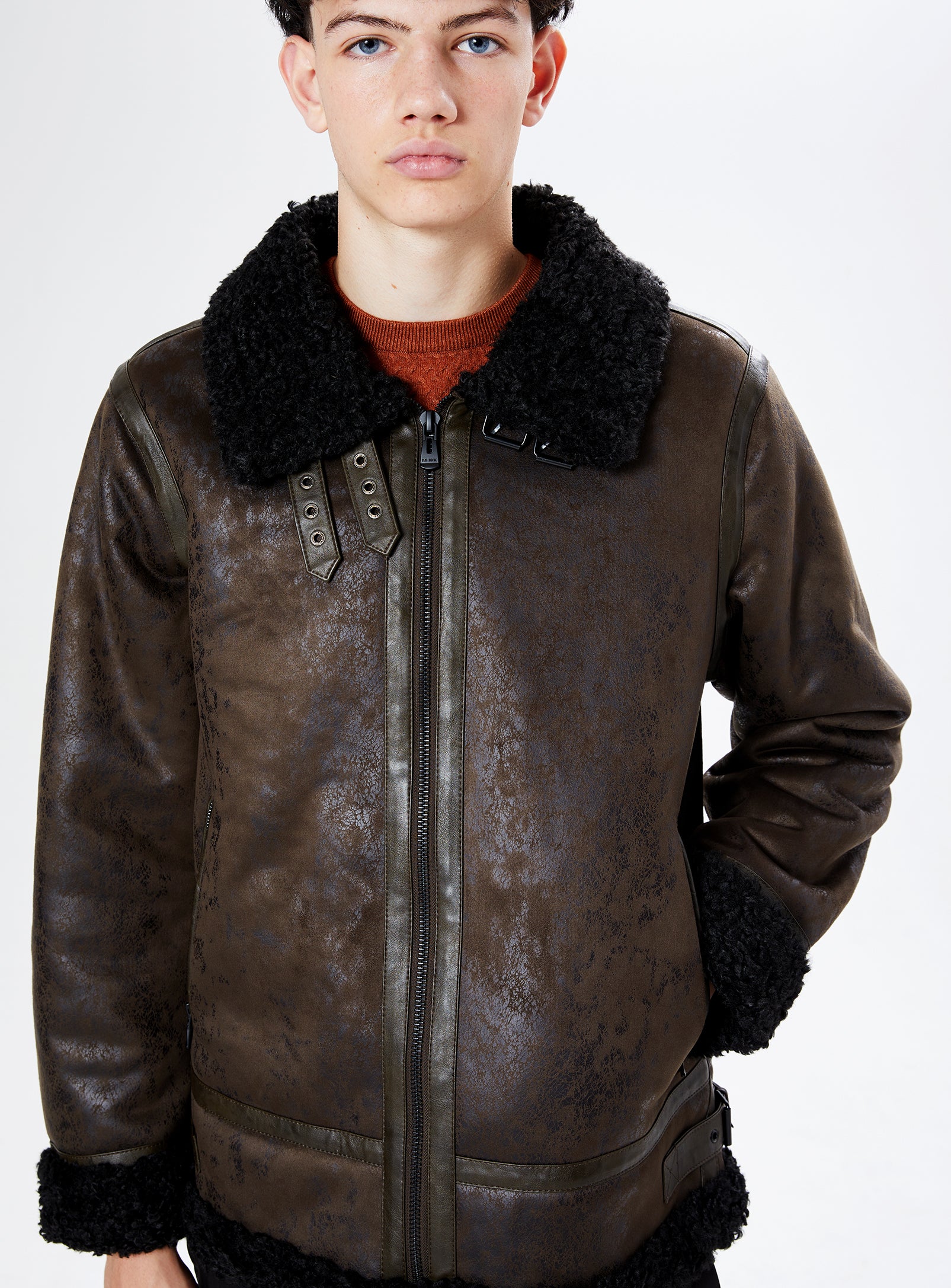 Marble Olive||Marbre Olive