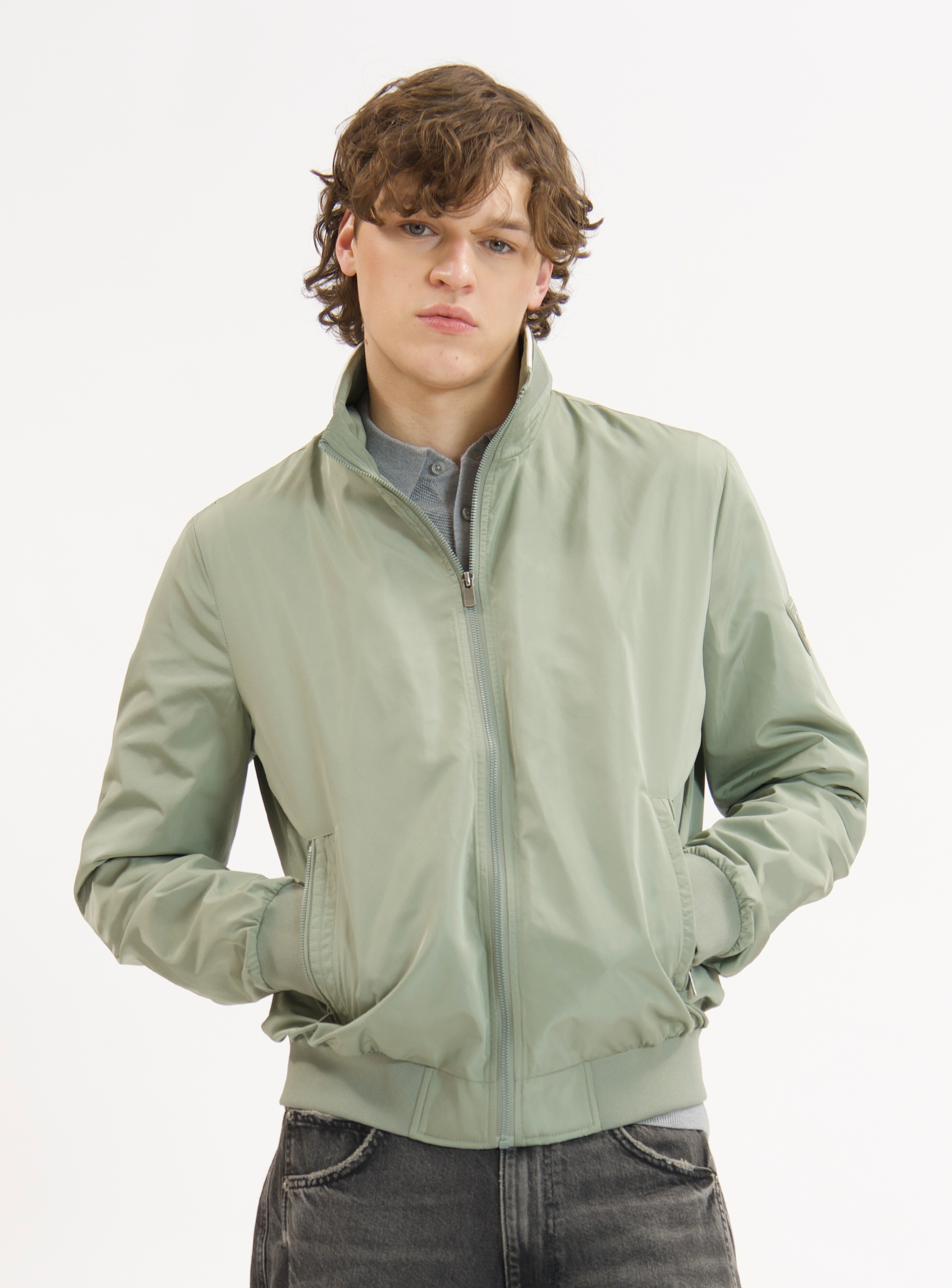 BELVOIR | High Density Nylon Windbreaker