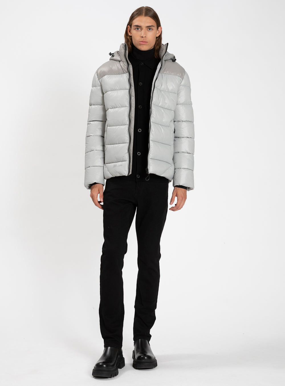 Light Grey||Gris Clair