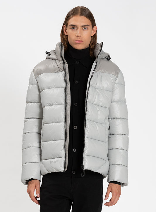 Lightgrey||Gris