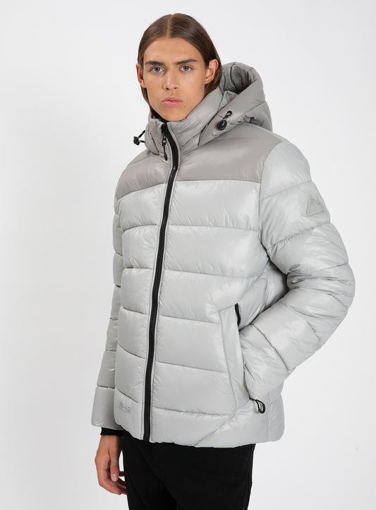 Lightgrey||Gris