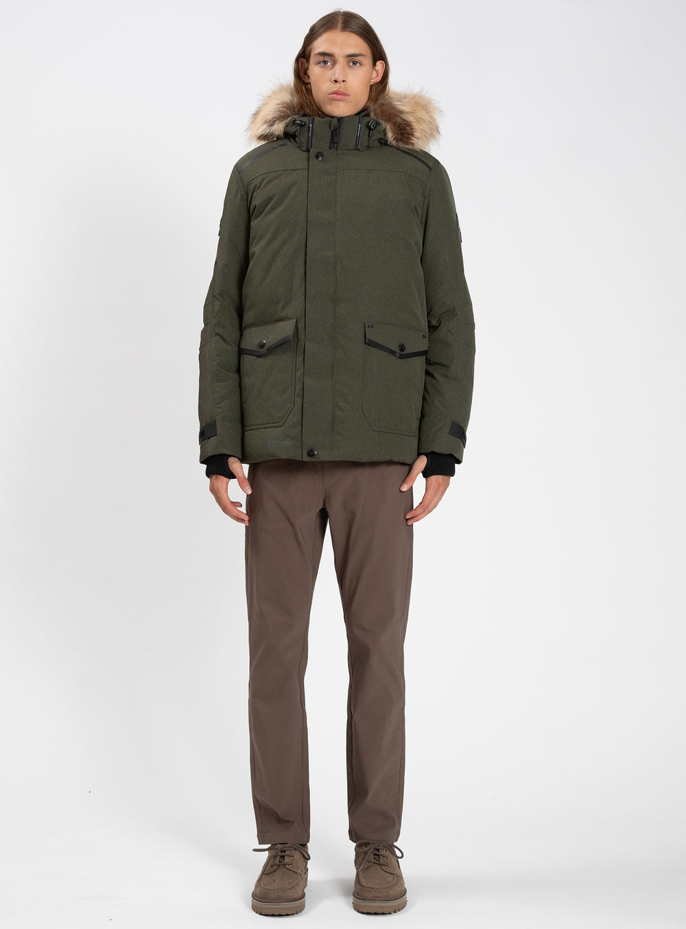 Military||Militaire