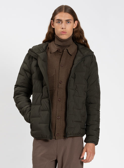 Military||Militaire