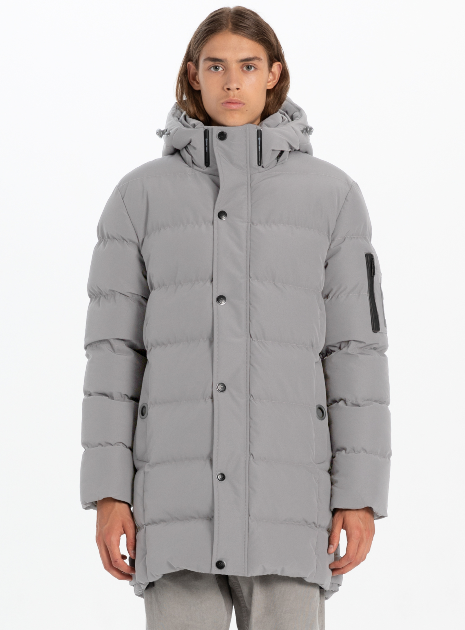 Light Grey||Gris Clair