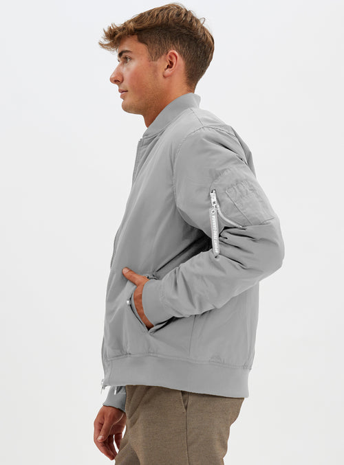 Light Grey||Gris Clair