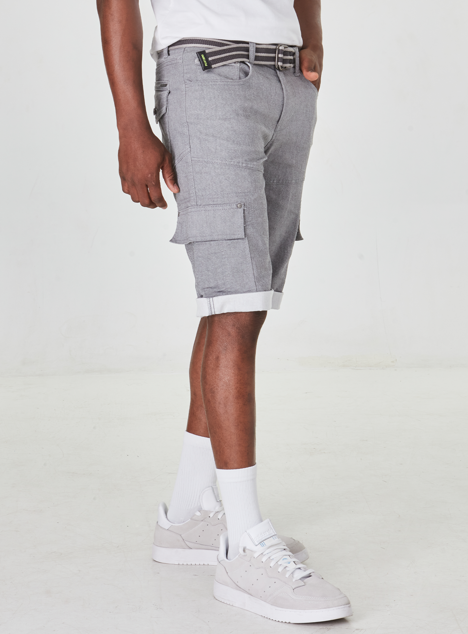 TOLGA | 2-TONE STRETCH DENIM CAPRI WITH BELT