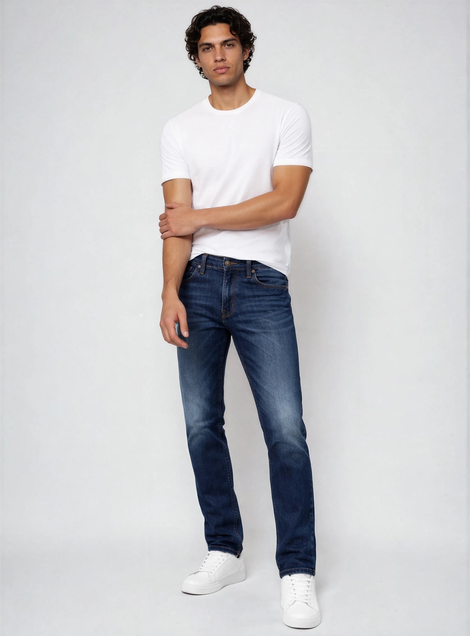 Blue Black||Noir Bleu