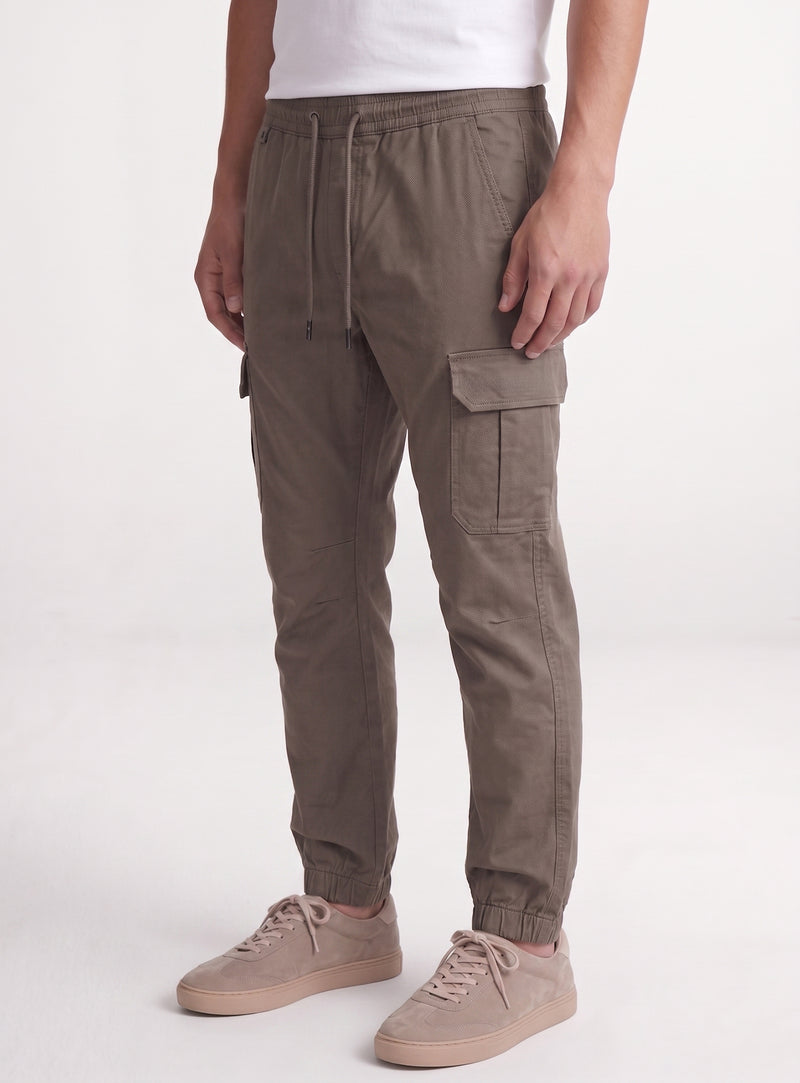 Taupe||Taupe