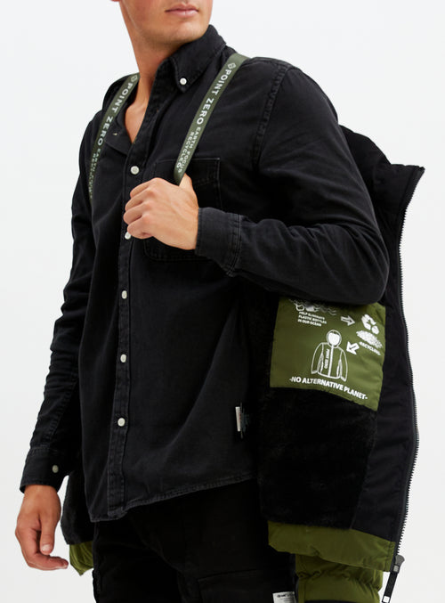 MILITARY||MILITAIRE
