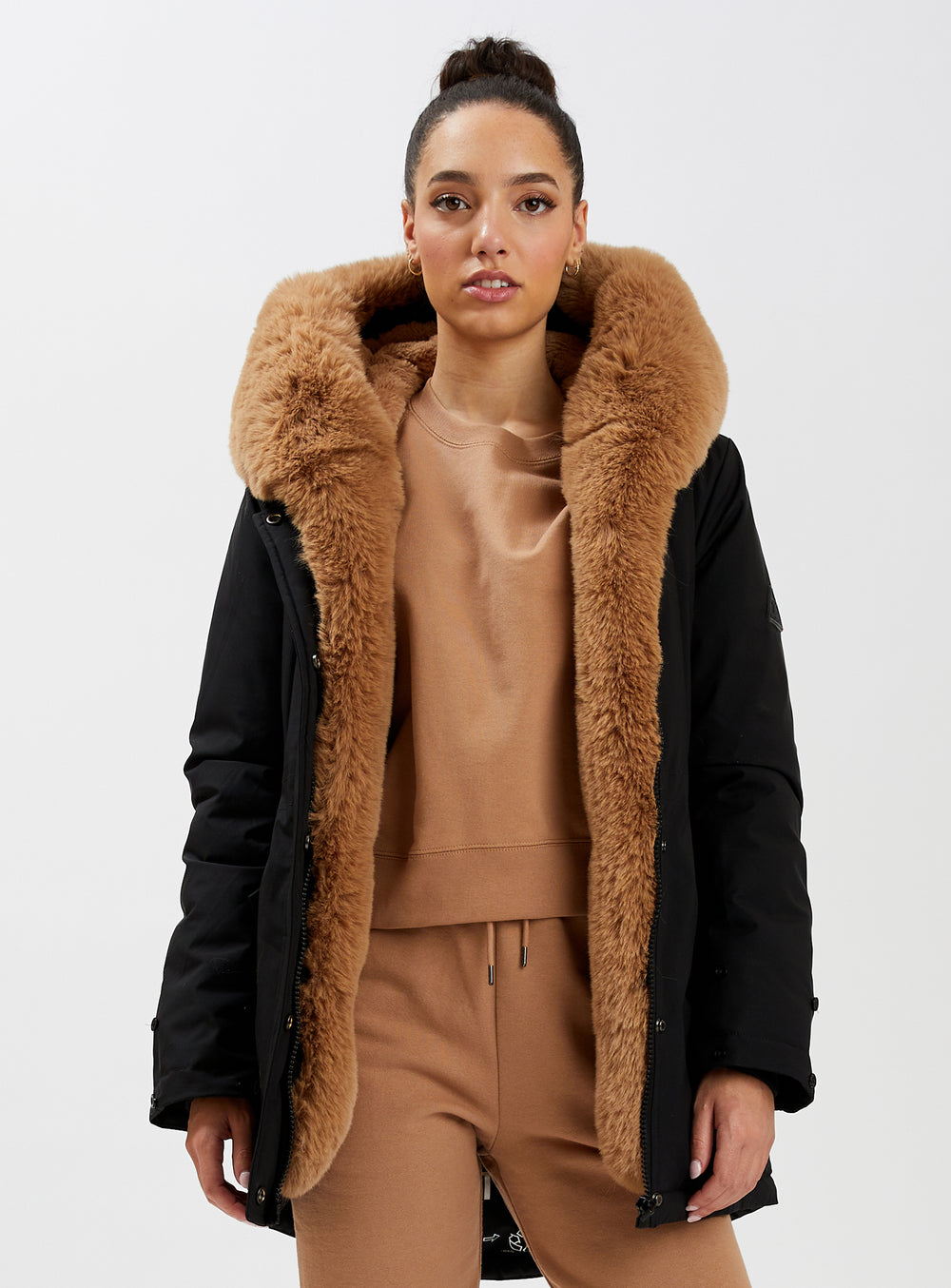 KATHERINE| Fur lined Parka ||KATHERINE| Parka doublé en fourrure