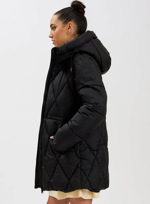 BLACK||NOIR