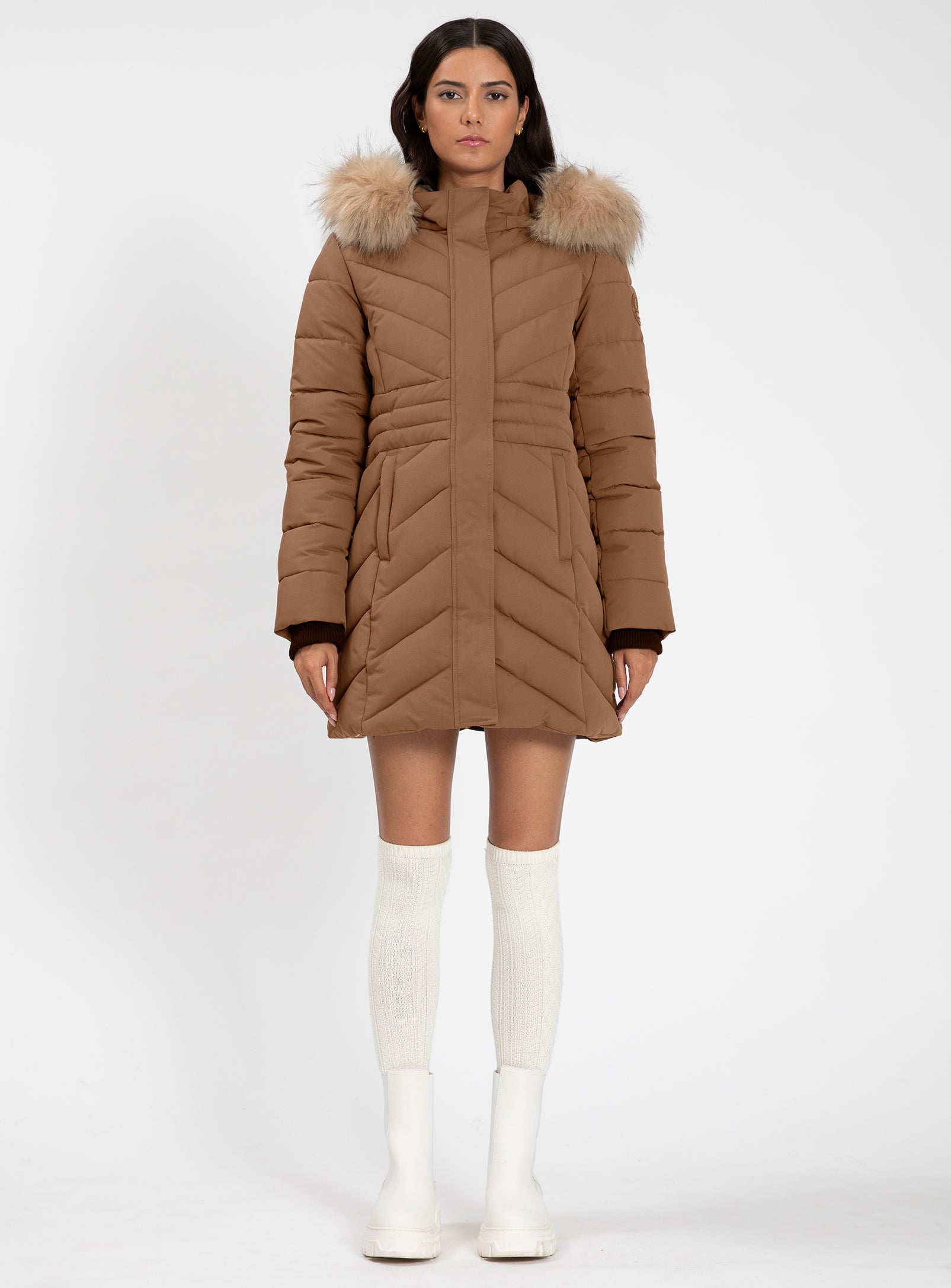 MINERVA |Le Manteau Ultime