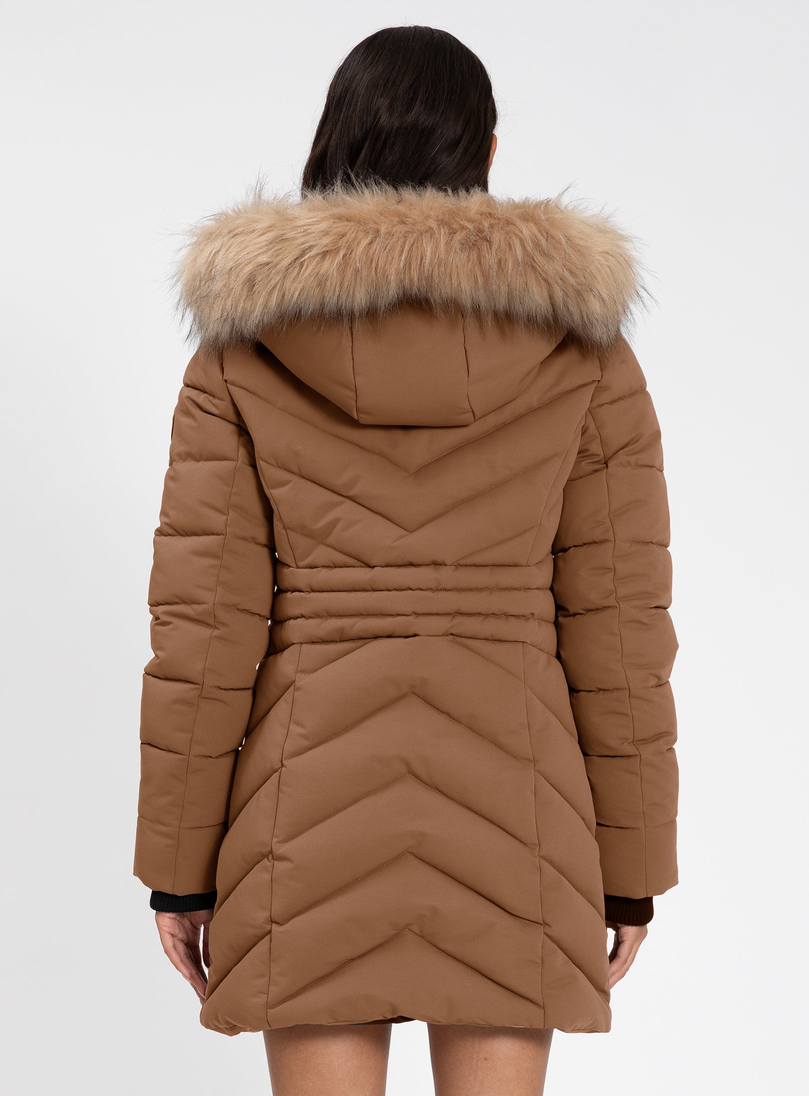 MINERVA |Le Manteau Ultime