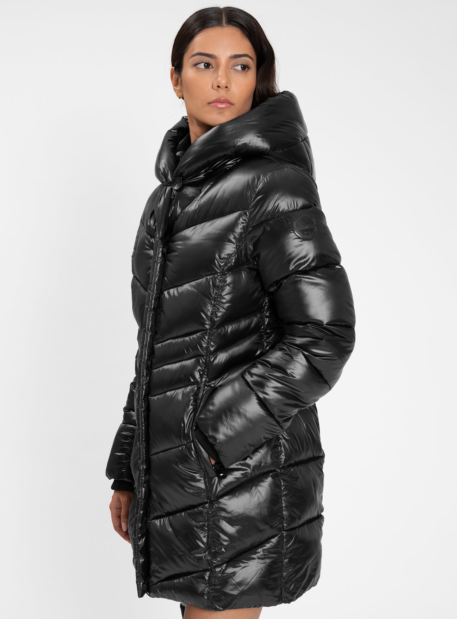 GIADELLA | Pearl Glow Quilted Puffer