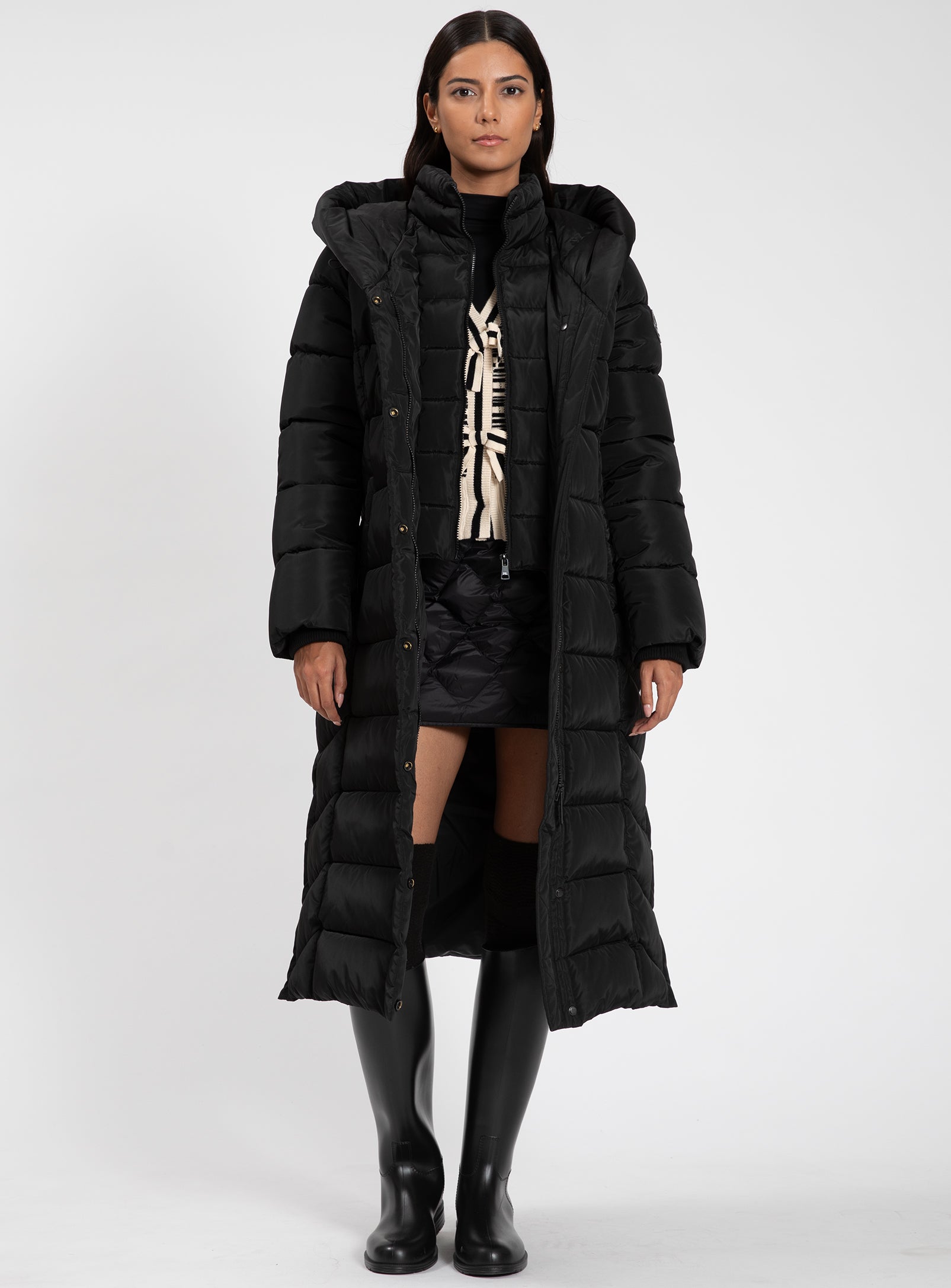 DORATHEA | Quilted Pillow Comfort Maxi Puffer Jacket || DORATHEA | Manteau maxi matelassé Confort oreiller