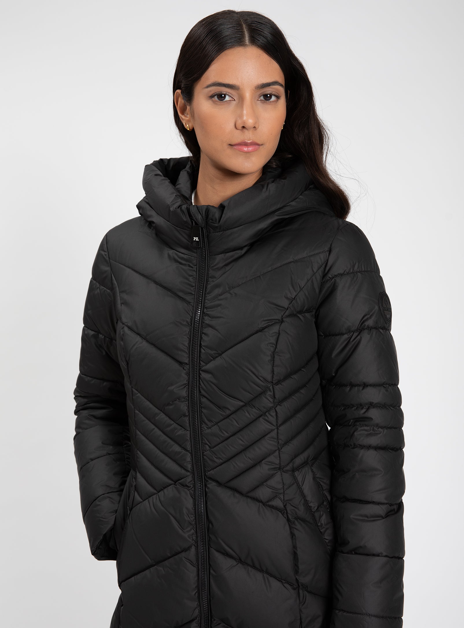 VALENTINA | Star-Stitch Chic Long Puffer Jacket