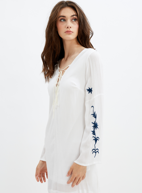 YET |Long sleeve embroidered dress ||YET | Robe brodée à manches longues