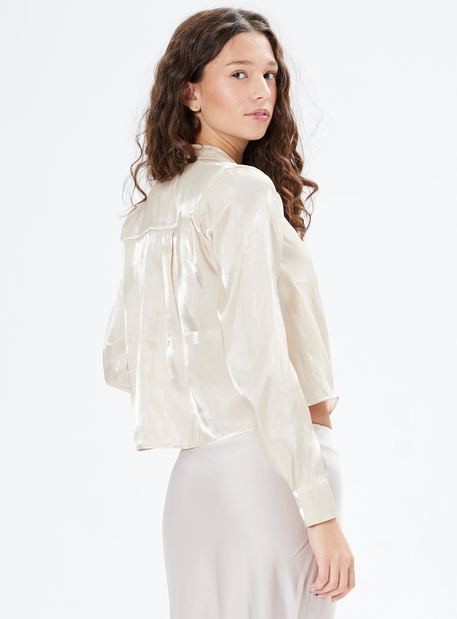 GIA | Elegant Satin Blouse