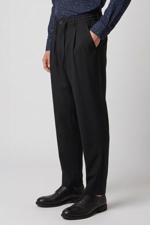 Black-8