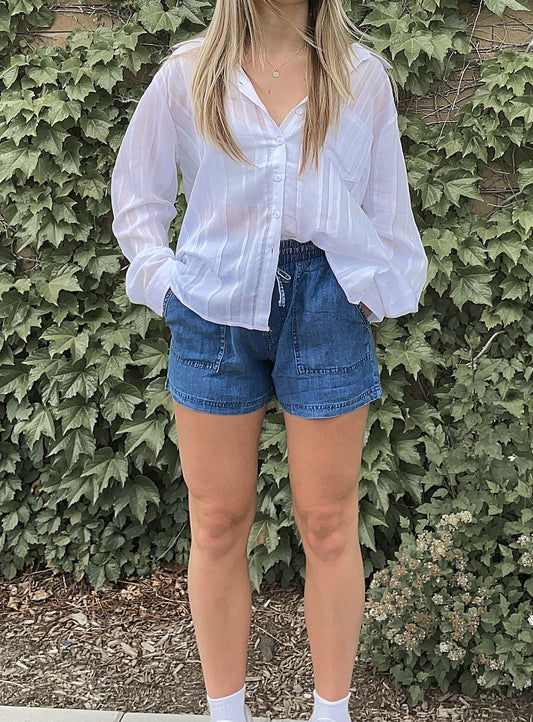 JOEY | Denim elastic drawstring waist pull on shorts || JOEY | Short en denim avec cordon de serrage élastique à la taille
