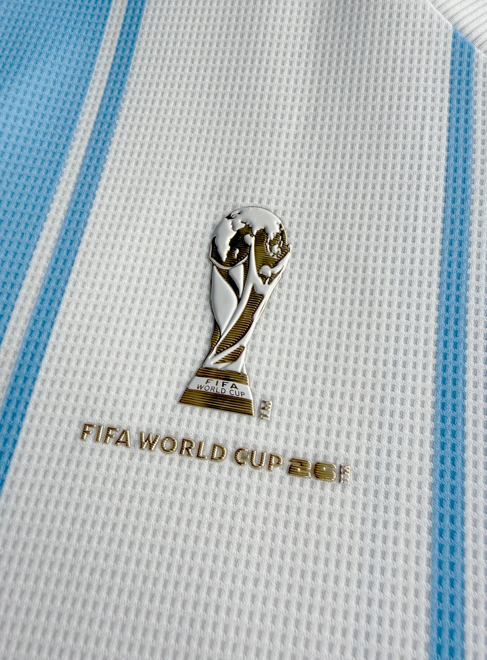 Light Blue||Bleu Clair