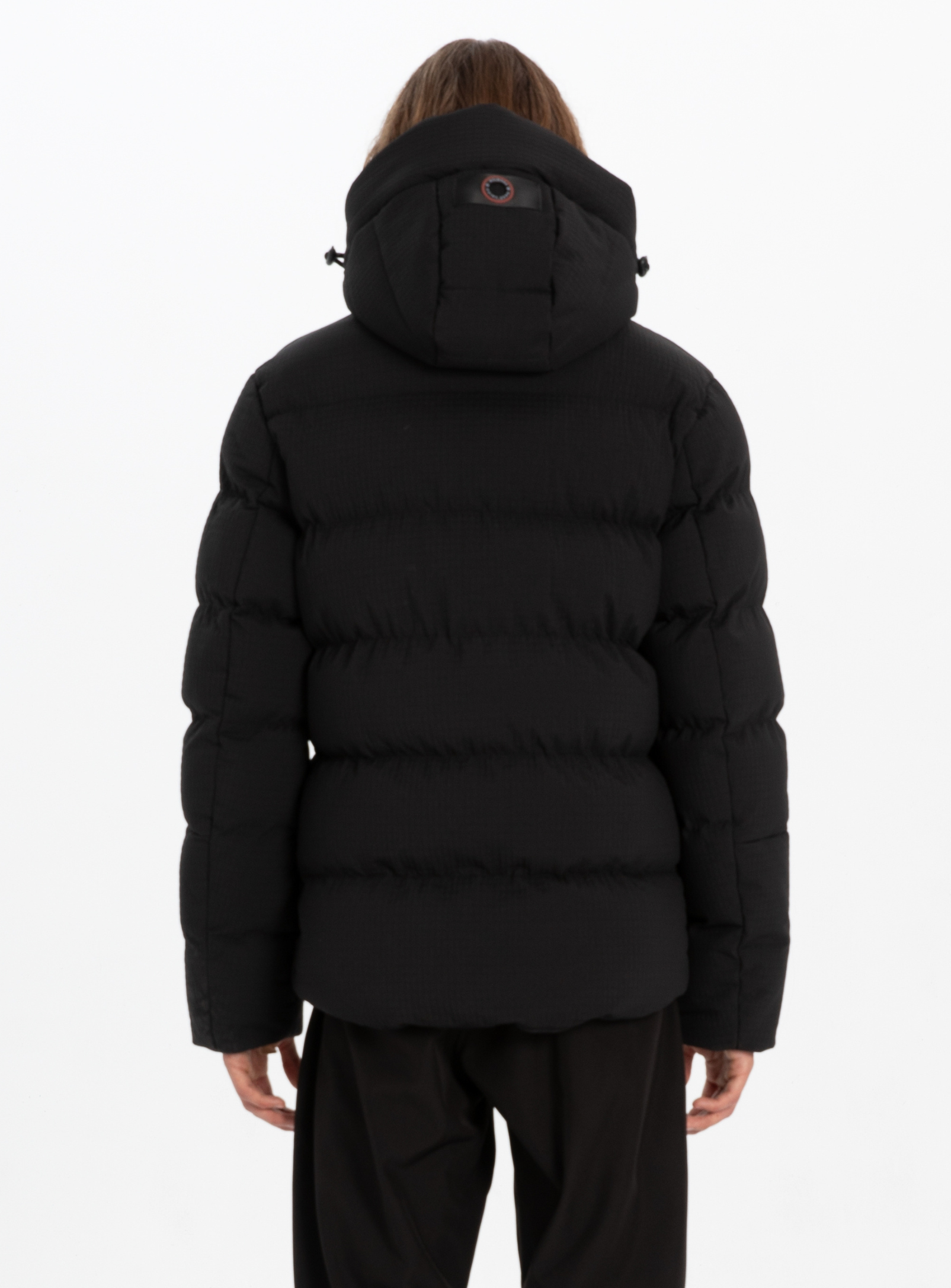 HENDRIX | Heat embossed texture puffer
