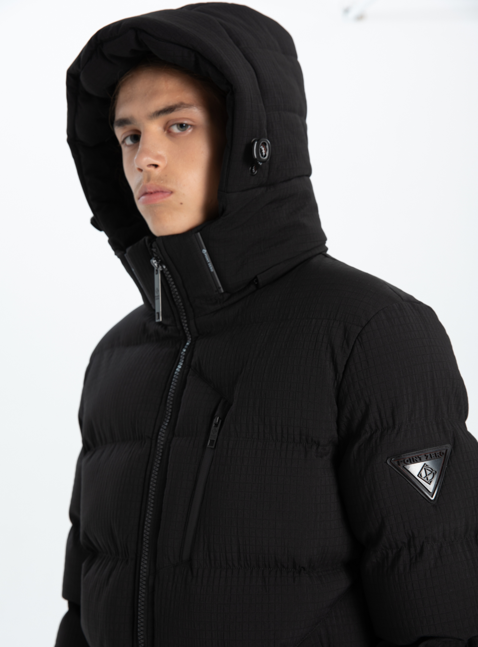 HENDRIX | Heat embossed texture puffer