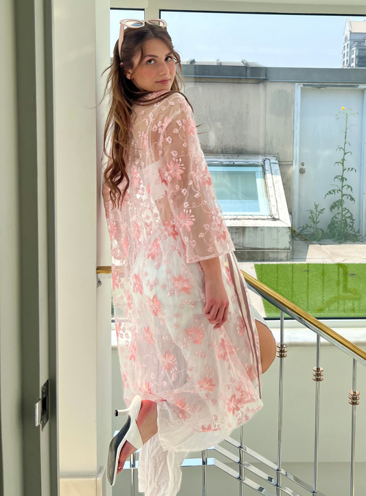 FLORA | Embroidered Tulle Kimono || FLORA | Kimono en tulle brodé