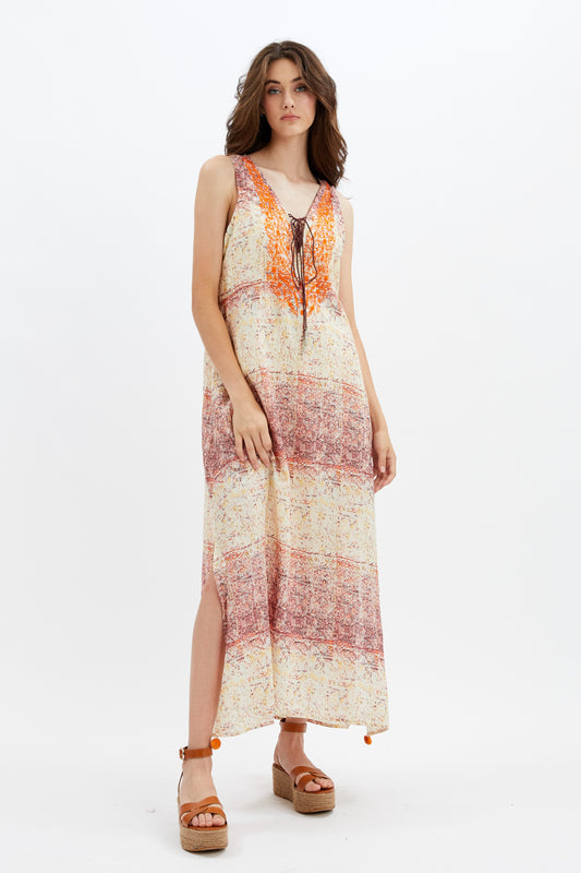 PEYTON | Slyvless Maxi Dress With Tie Up Front & EMB || PEYTON | Robe longue sans manches à nouer sur le devant & EMB