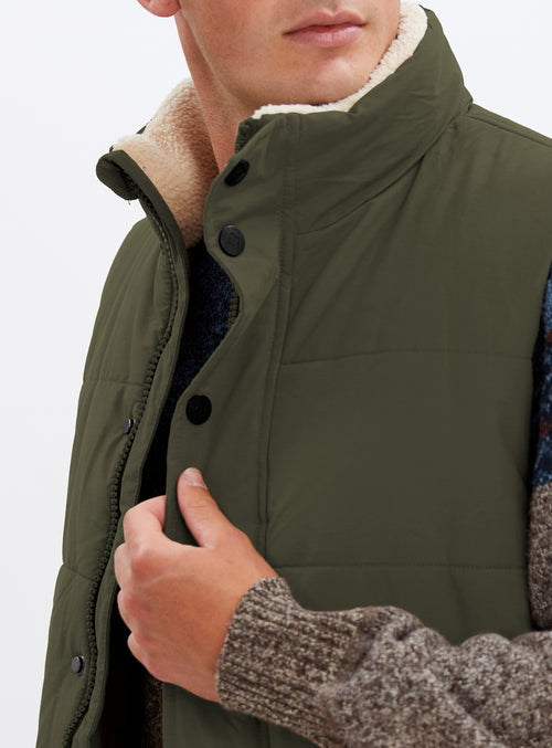 Olive||Olive