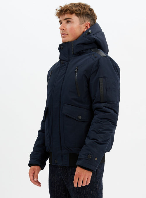 Navy||Marine