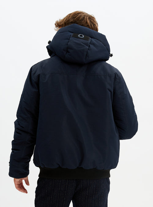 Navy||Marine