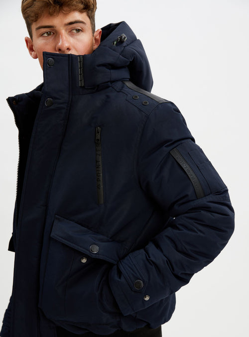 Navy||Marine
