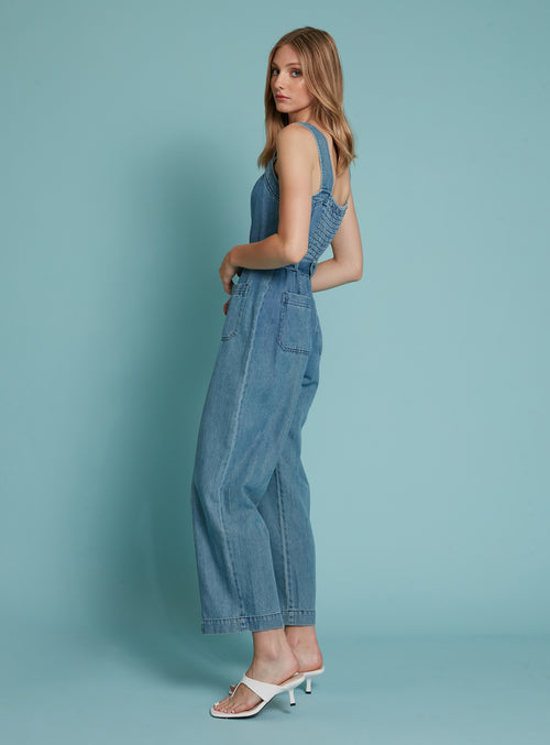 Medium indigo denim||Jean indigo moyen