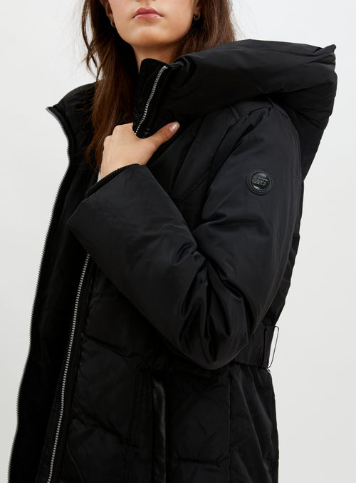 Black||Noir