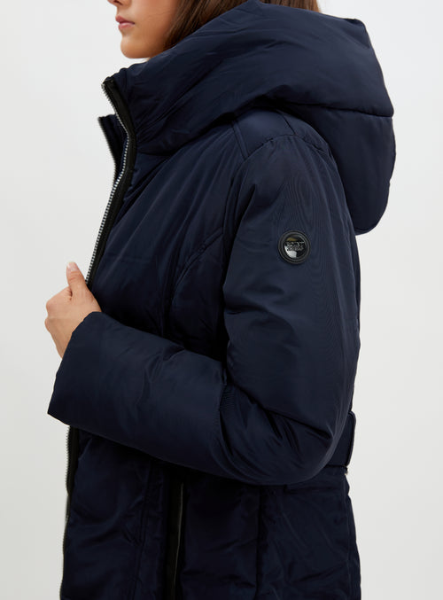 Navy||Marine