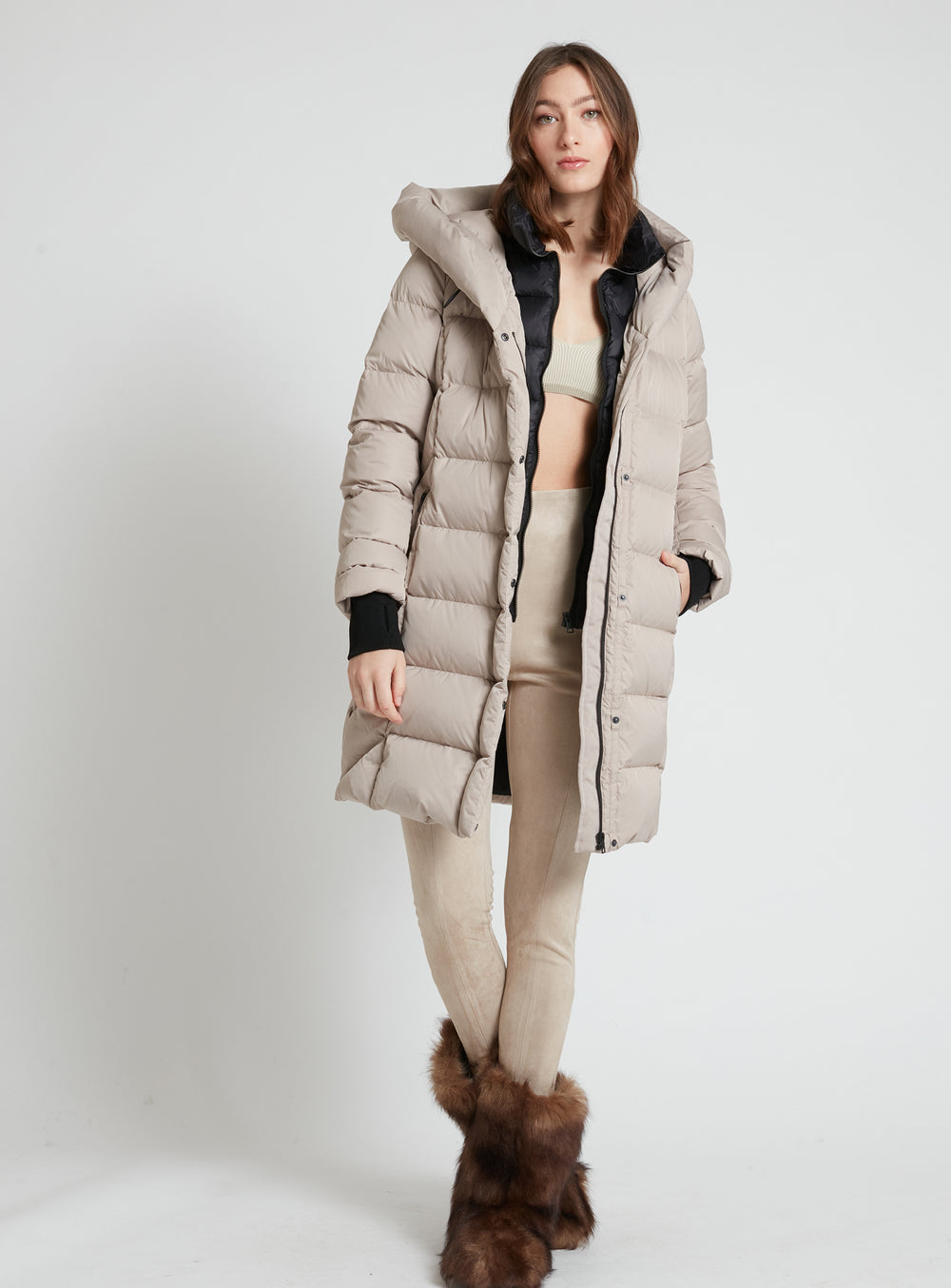 Tan||Beige