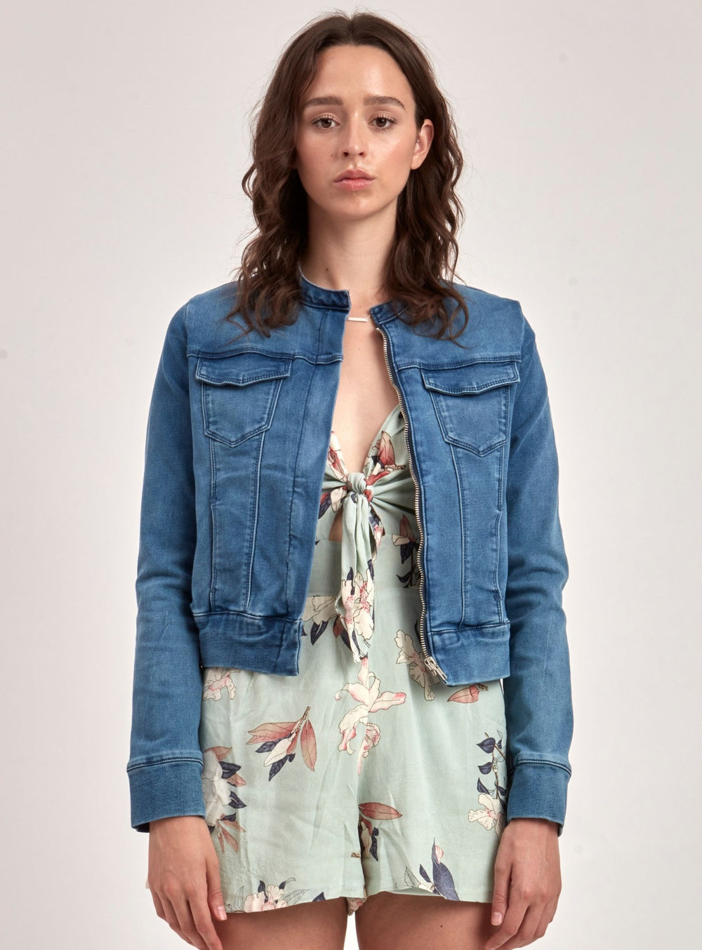 DALIAH | MIDINDIGO DENIM JACKET || DALIAH | VESTE EN DENIM INDIGO