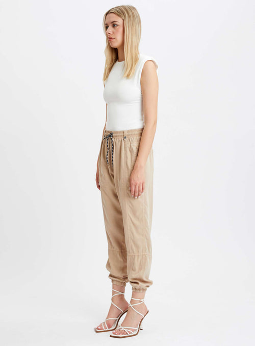 Beige||Beige