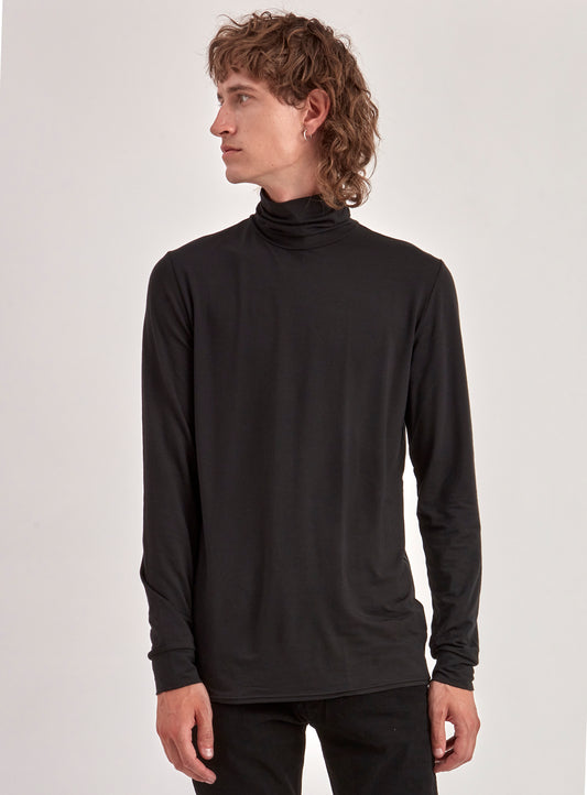 OWEN | ORGANIC COTTON TURTLENECK T-SHIRT||OWEN | T-SHIRT COL ROULÉ EN COTON BIOLOGIQUE