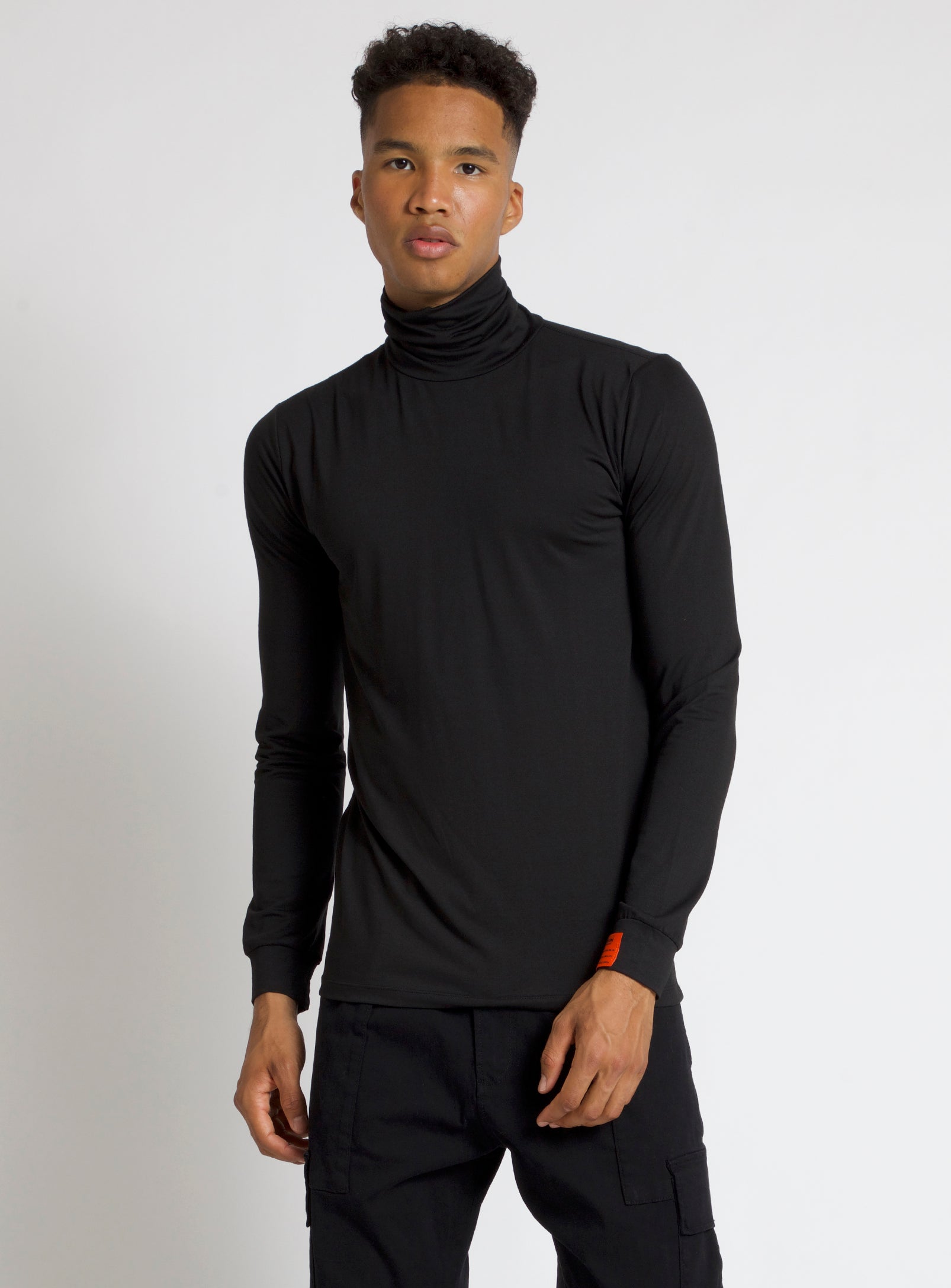 NEL | Dry Edition Turtleneck Long Sleeve T-Shirt