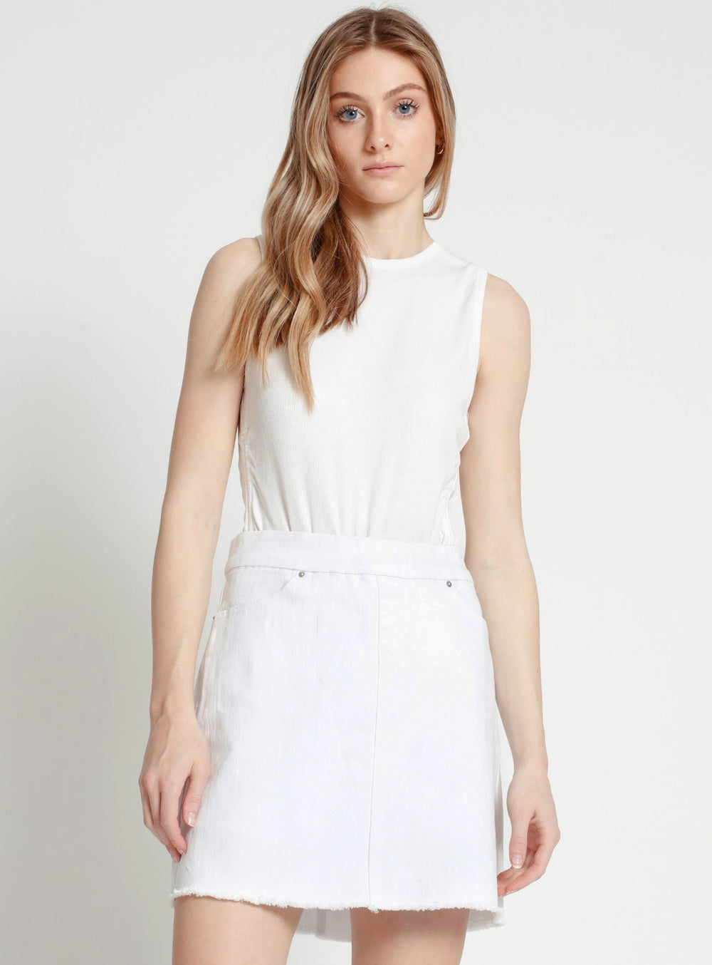 White||Blanc