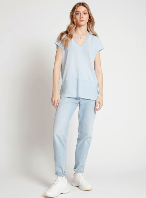 REYA | Short sleeve v neck top ||REYA | Haut à manches courtes et col v